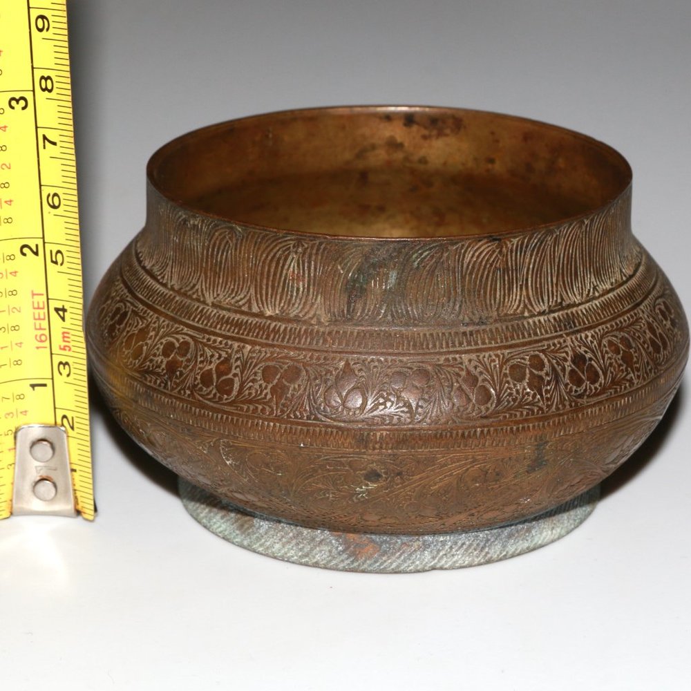 Antique brass metal bowl - base stamped - censer? - Picture 4 of 6